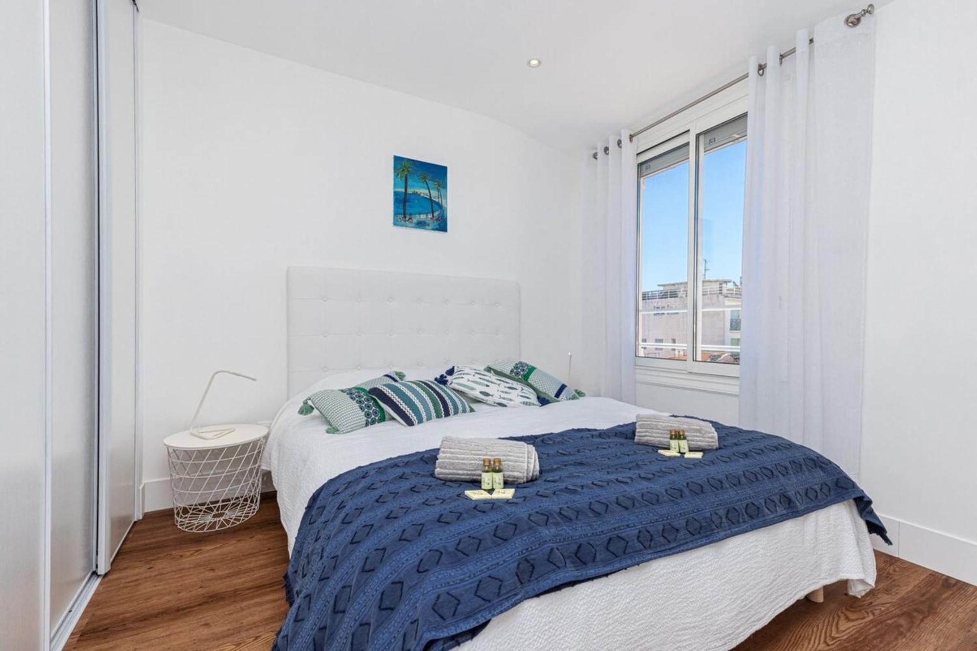 Spitalieri- Sunny Terrace With View -New Apartment Ницца Экстерьер фото